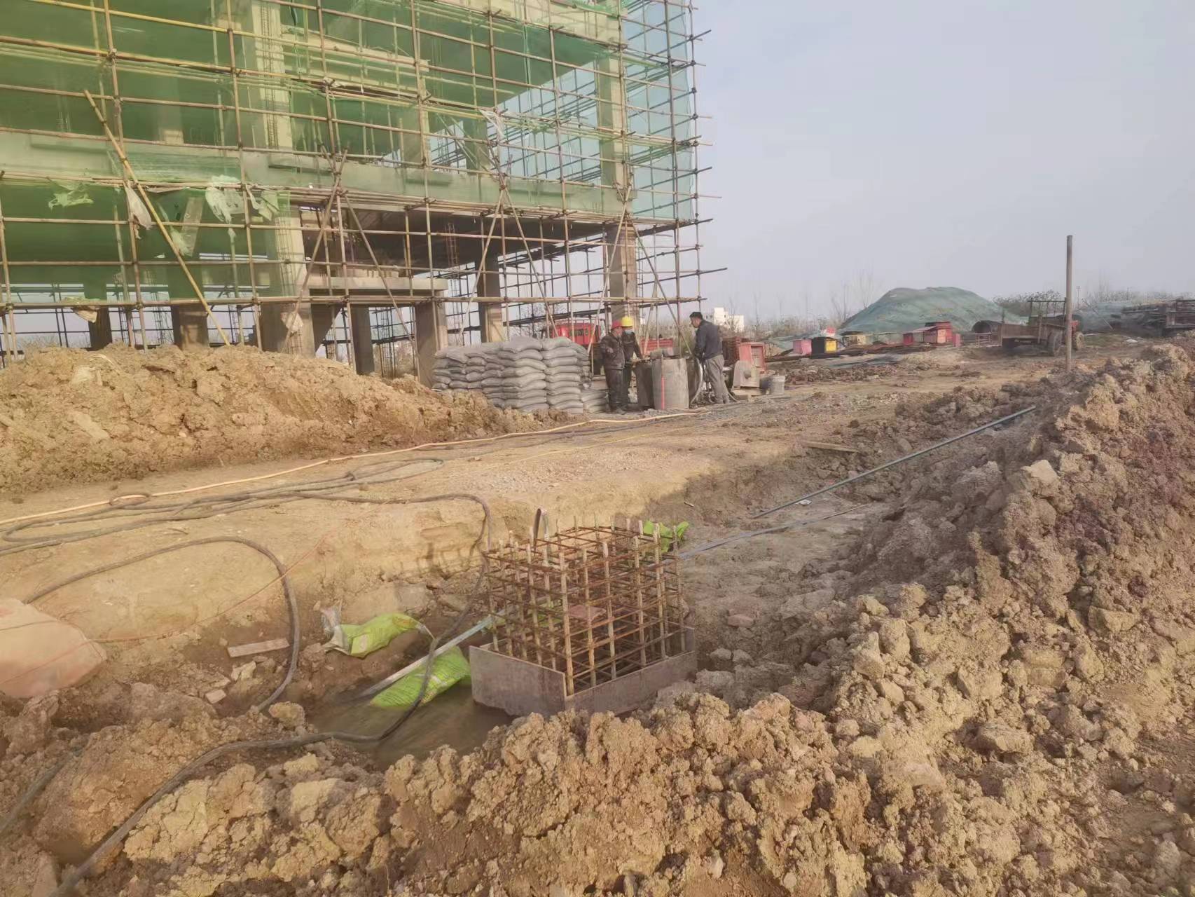 和田县当桥梁出现裂缝的时候应该及时加固修补